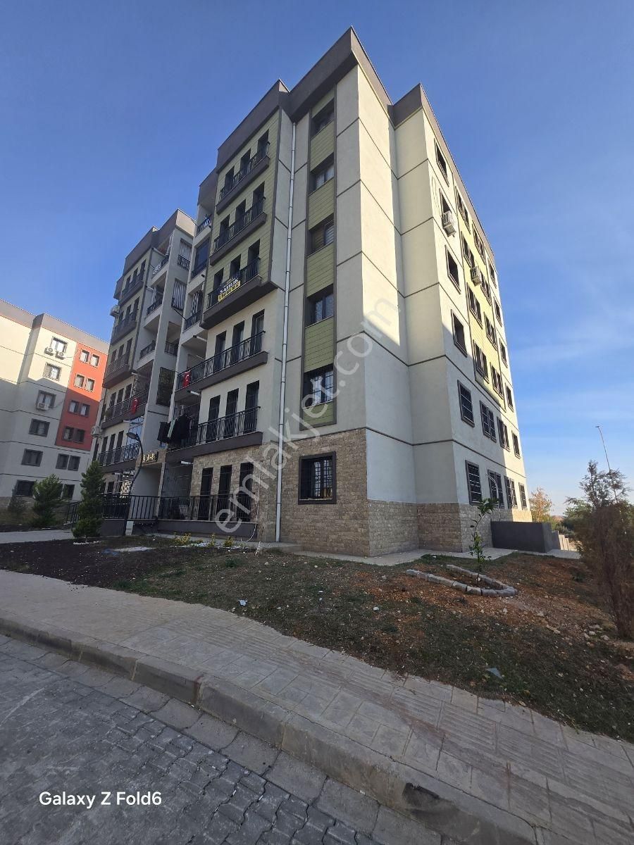 Vesile'den Borçsuz Ekstralı 3+1 Toki Dairesi - Görsel 8