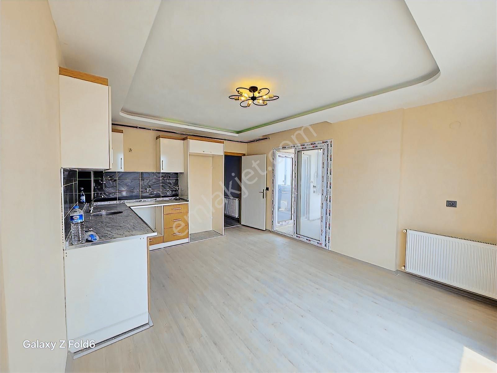 Vesile'den İçi Yapılı Ekstralı Cazip 3+1 - Görsel 3