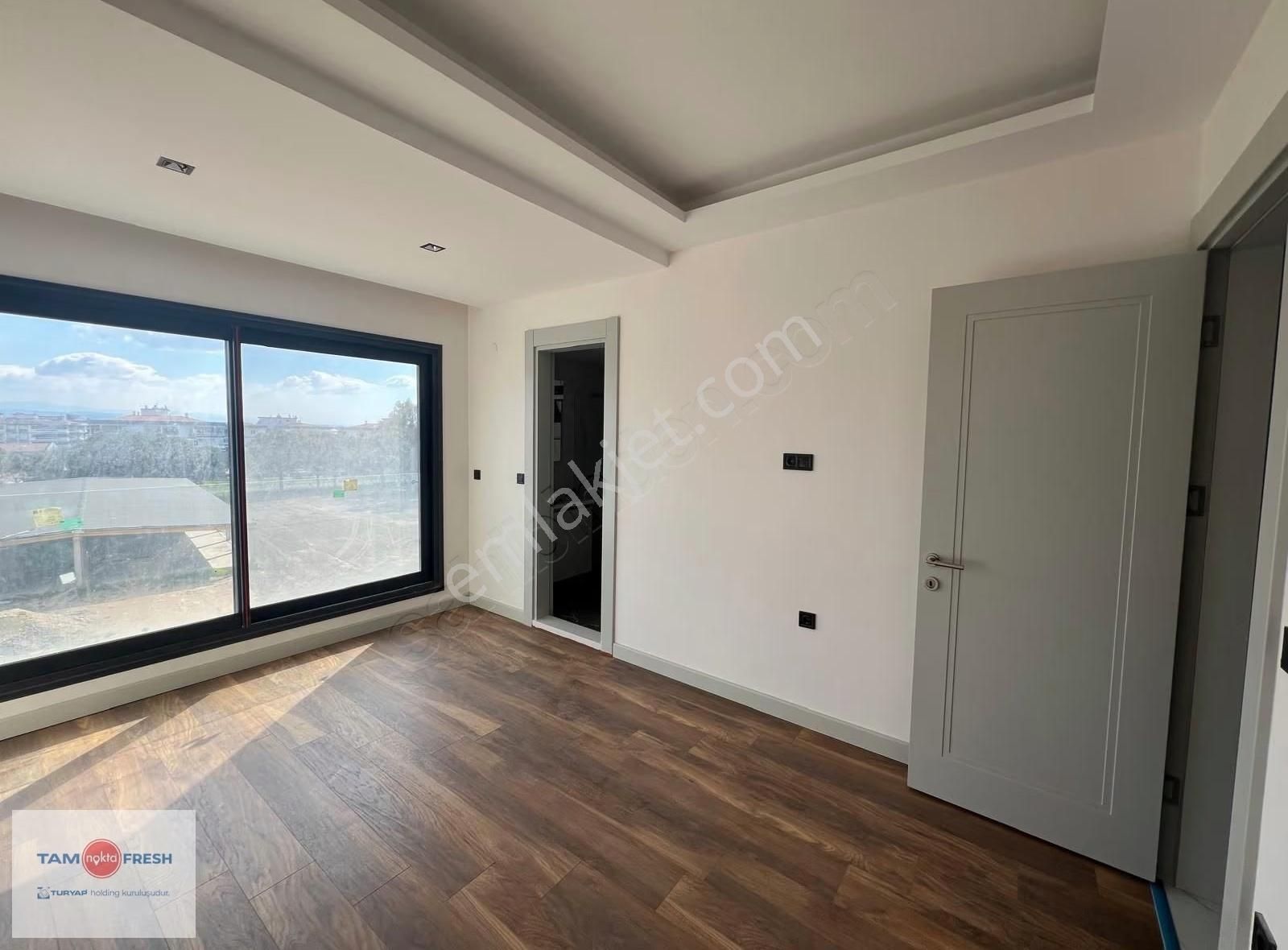 Menderesin En Prestijli Projesinde Site İçi 3+1 Kiralık Daire - Görsel 6