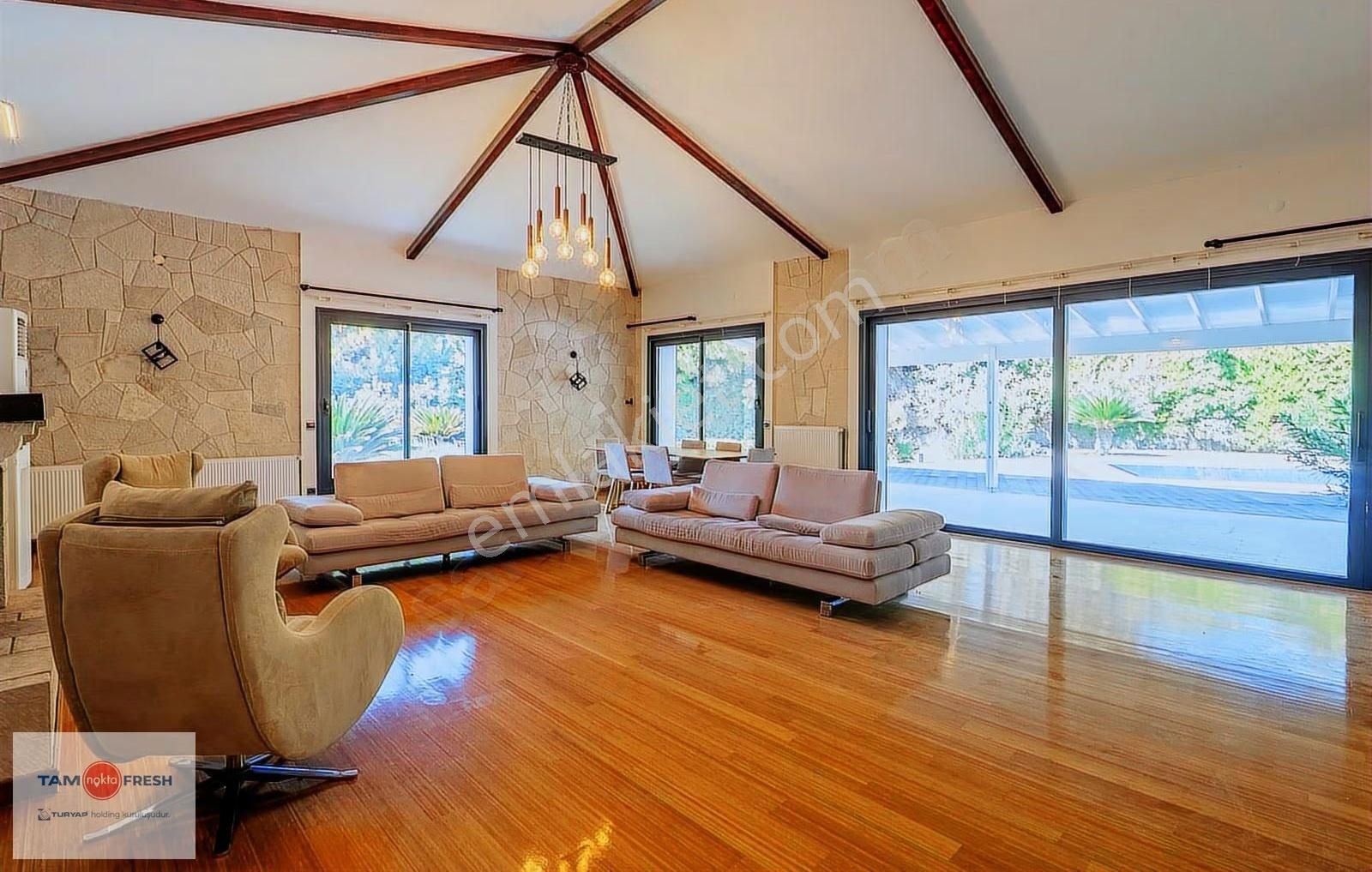 Urla Toptepe Kybele Evlerinde Satılık Villa... - Görsel 9