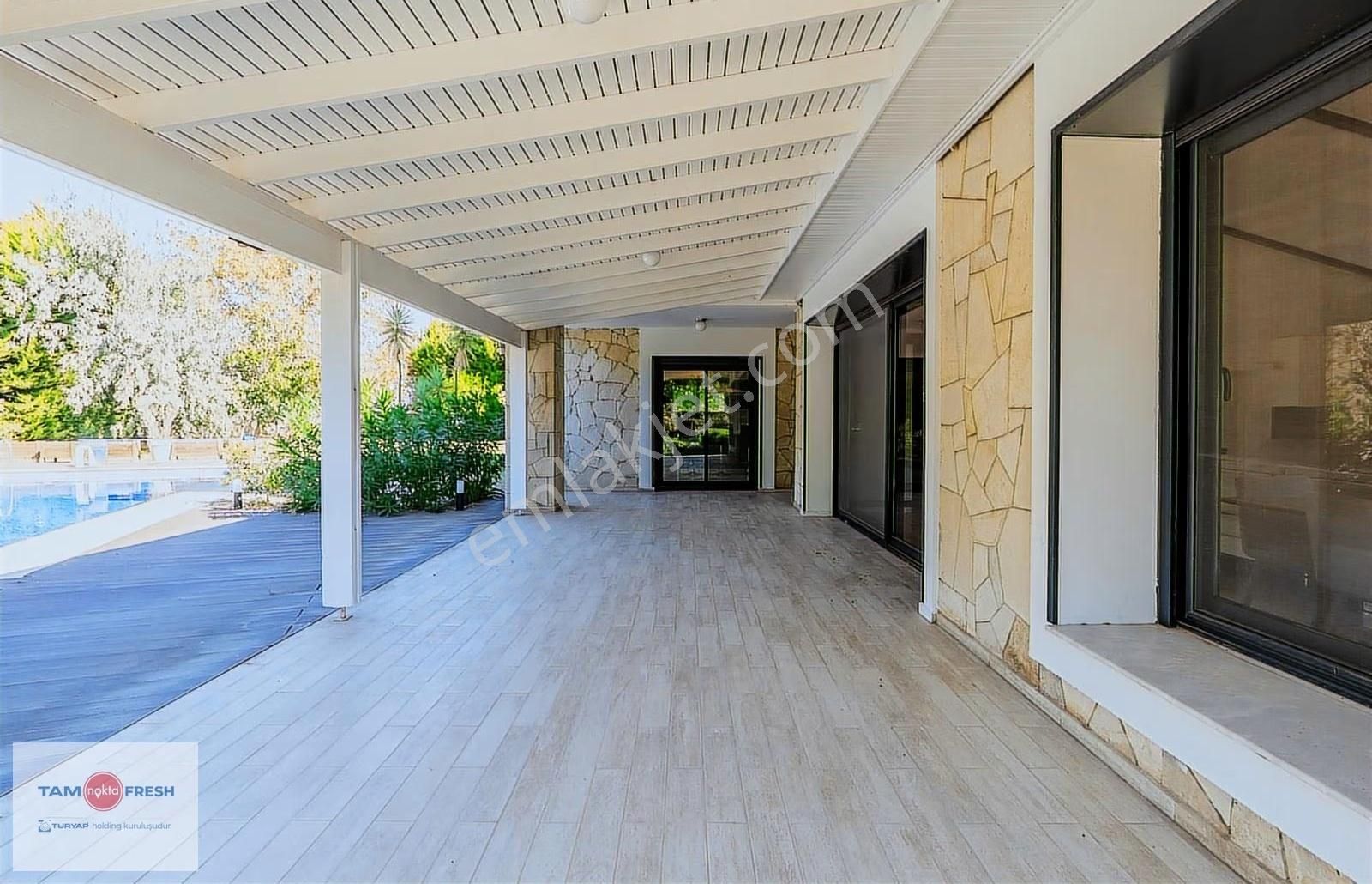 Urla Toptepe Kybele Evlerinde Satılık Villa... - Görsel 26