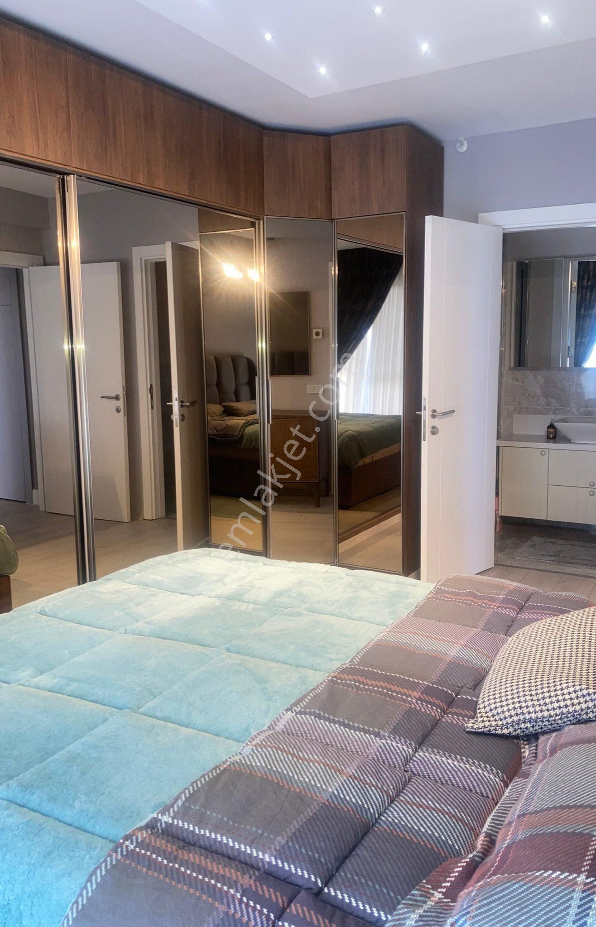 Ege Yakası Karşıyaka Residence 2+1 Eşyalı Dubleks Kiralık Daire - Görsel 15