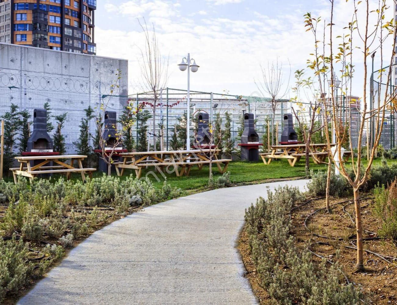 Ege Yakası Karşıyaka Residence 2+1 Eşyalı Dubleks Kiralık Daire - Görsel 3