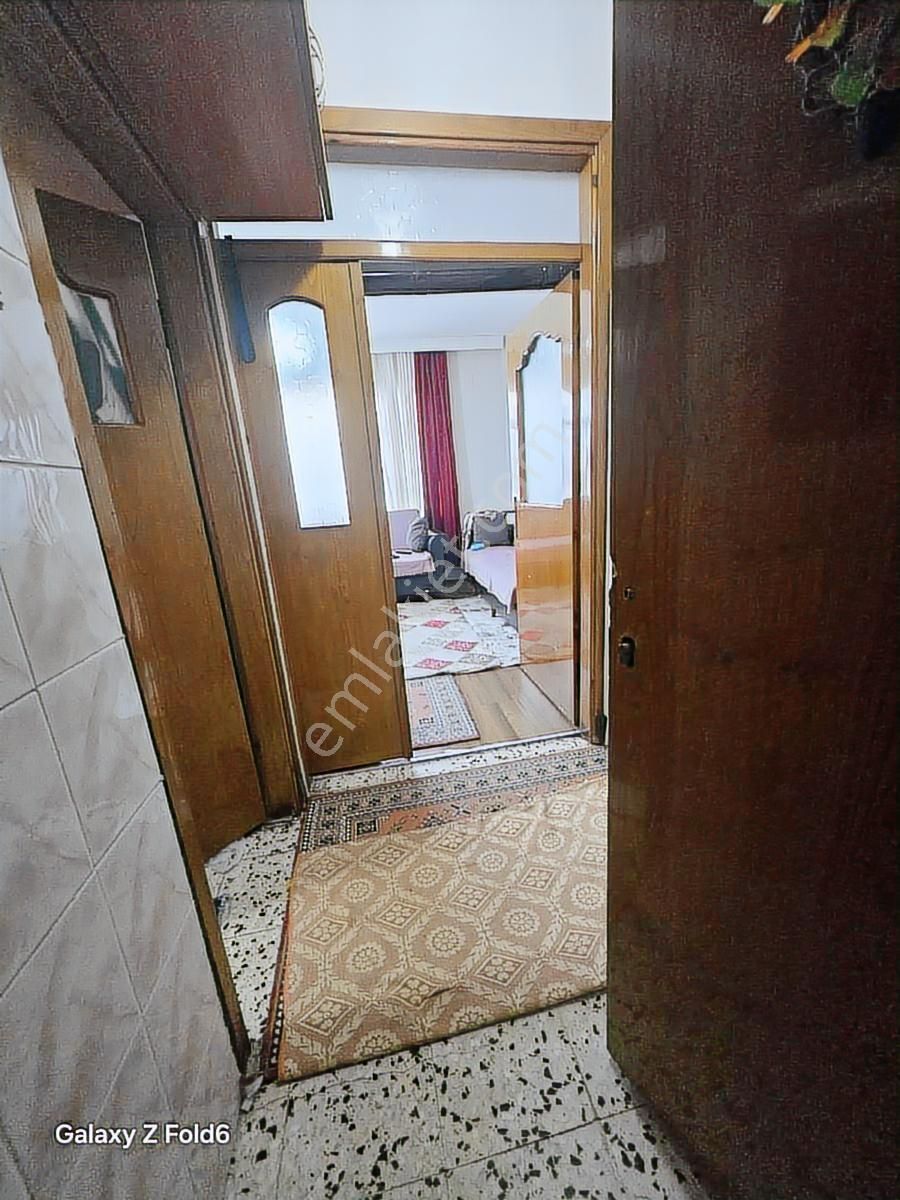 Vesile'den Düşük Kat Cadde Üzeri 3+1 - Görsel 18