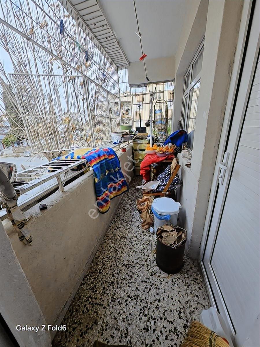 Vesile'den Düşük Kat Cadde Üzeri 3+1 - Görsel 2