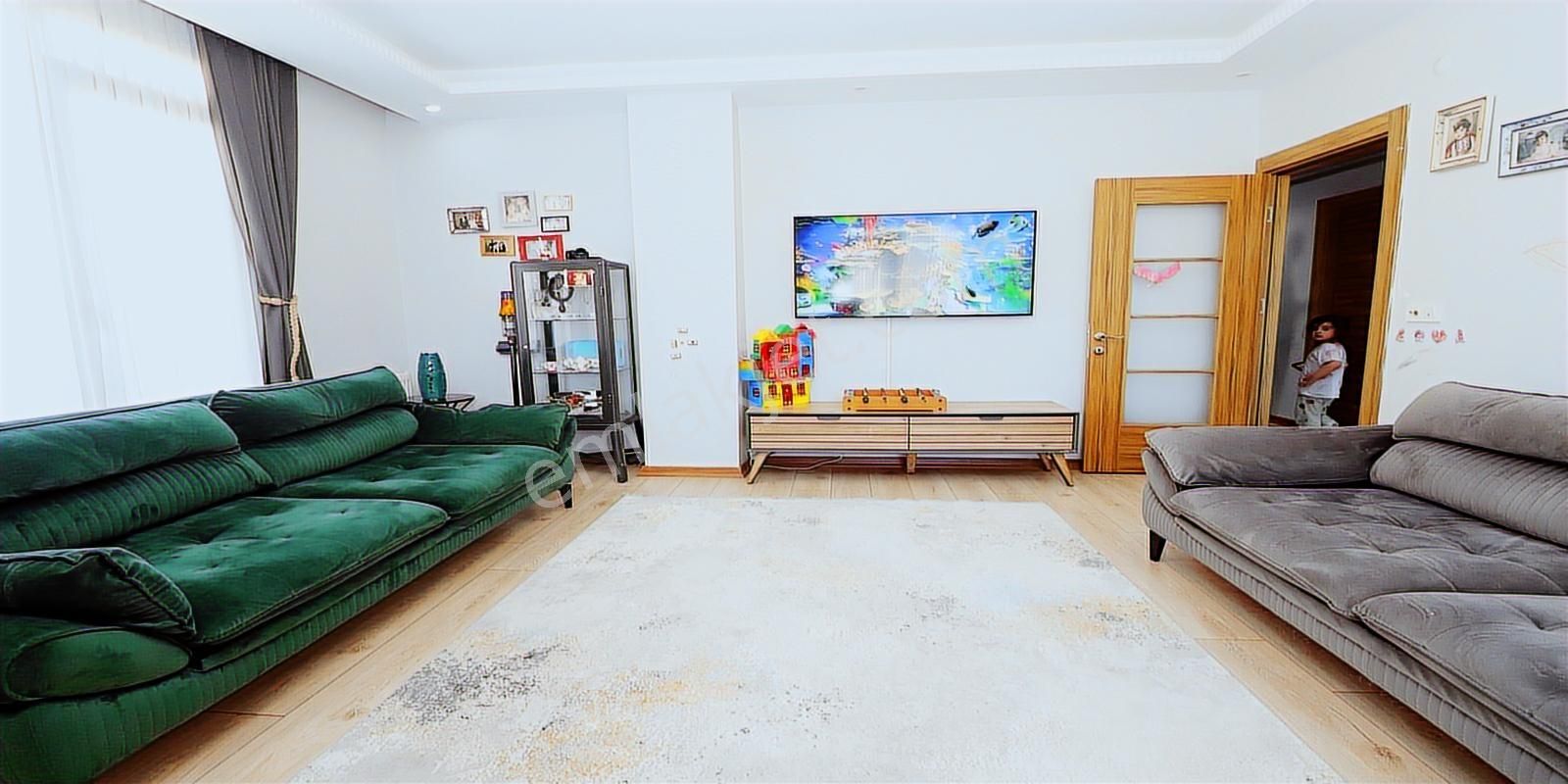 Beylikdüzü Kavaklı Da 2+1 110 M2 1.kat Daire - Görsel 12