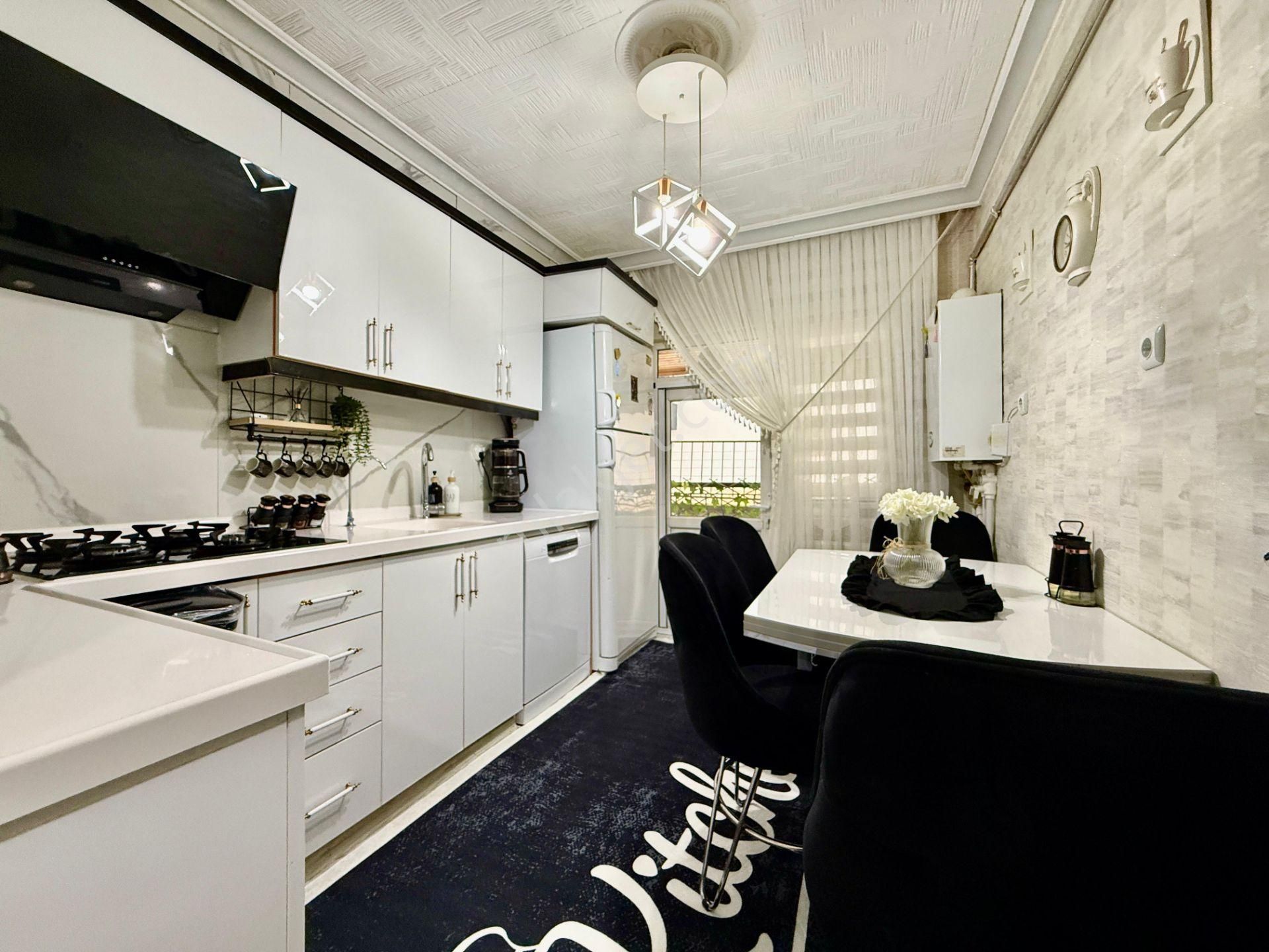 Kalecik Emlak'tan Merkezde Full Yapılı Kredi Serbest 3+1 Daire - Görsel 2