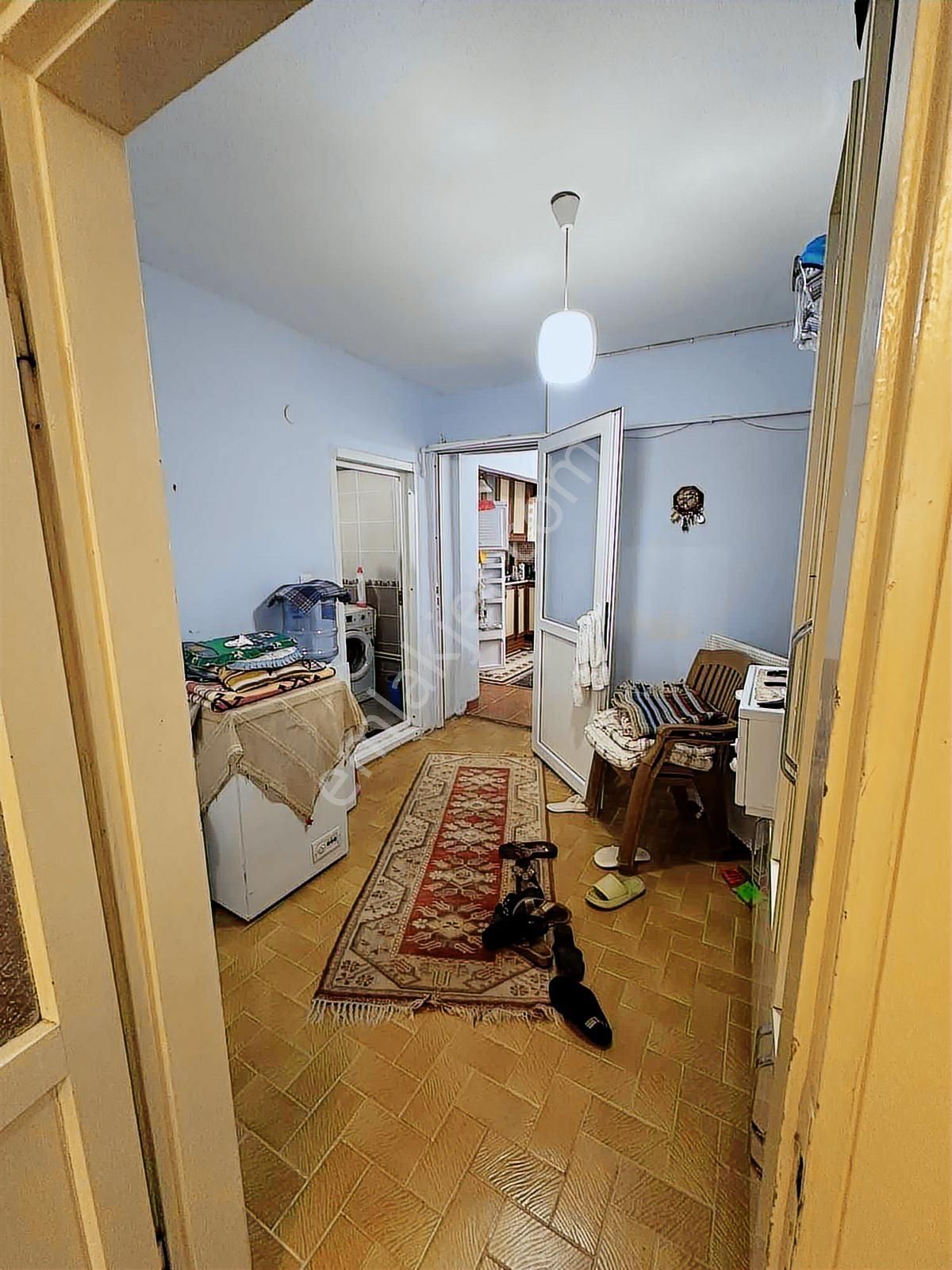 Ersen Sitesinde Bahçe Katı 2+1 70m2denize 50metre - Görsel 17