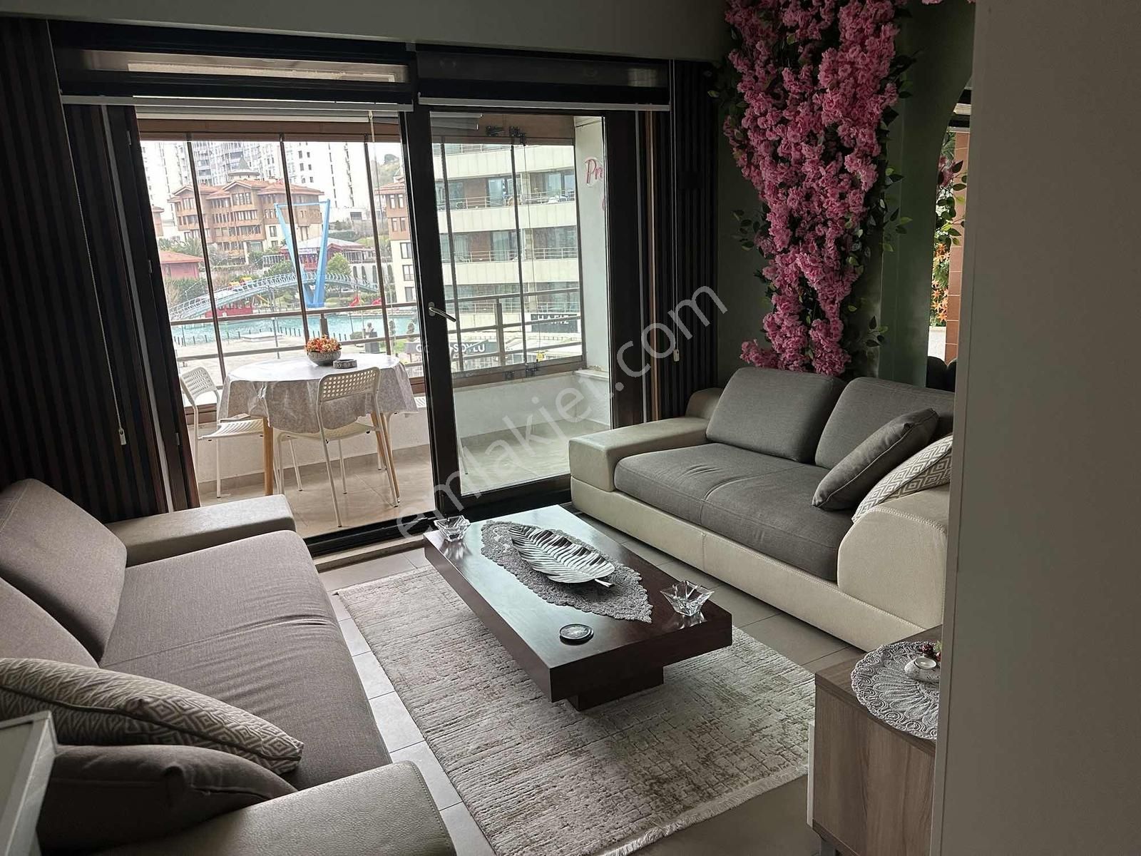 Bosphorus City 1+0 62 M2 Stüdyo Daire Full Lüks Eşyalı