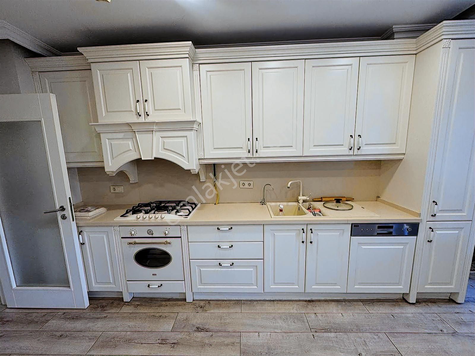 Bosphorus City Kiralık 4+1 Boş Yalı Dairesi Tadilatlı Suya Sıfır - Görsel 21