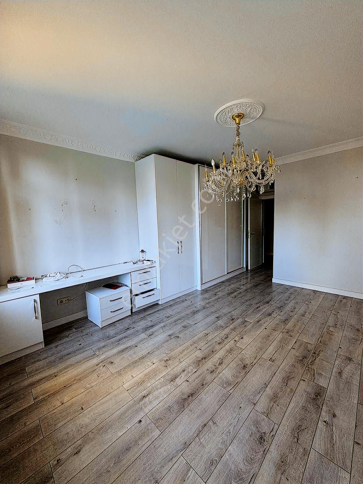 Bosphorus City Kiralık 4+1 Boş Yalı Dairesi Tadilatlı Suya Sıfır - Görsel 9