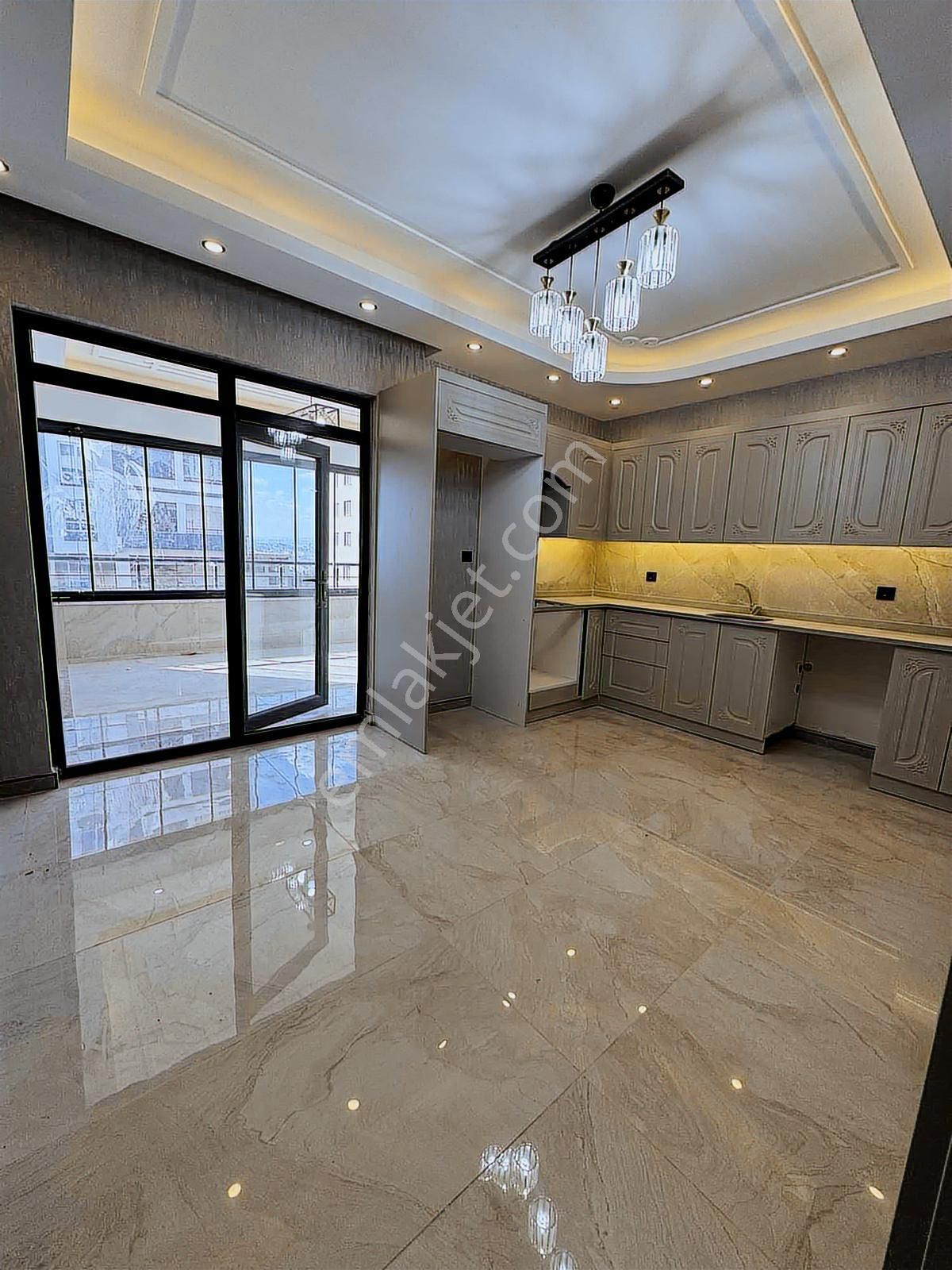 Cüneyt Mahallesinde Satılık 2+1 Ultra Lüks Daireler - Görsel 8