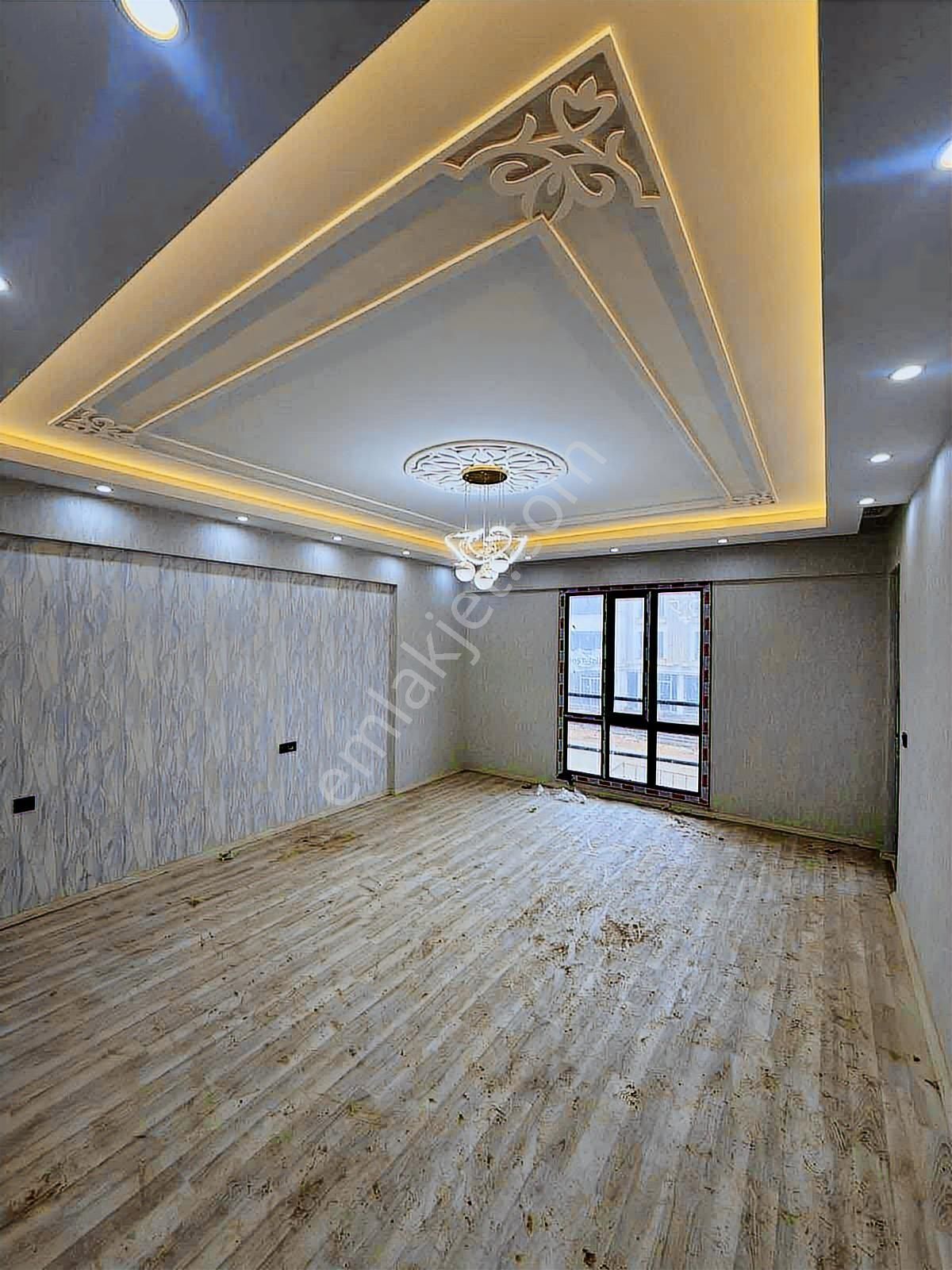 Cüneyt(sacır)mahallesi Merkezde Satılık 2+1 Daire Kat Seçenekli