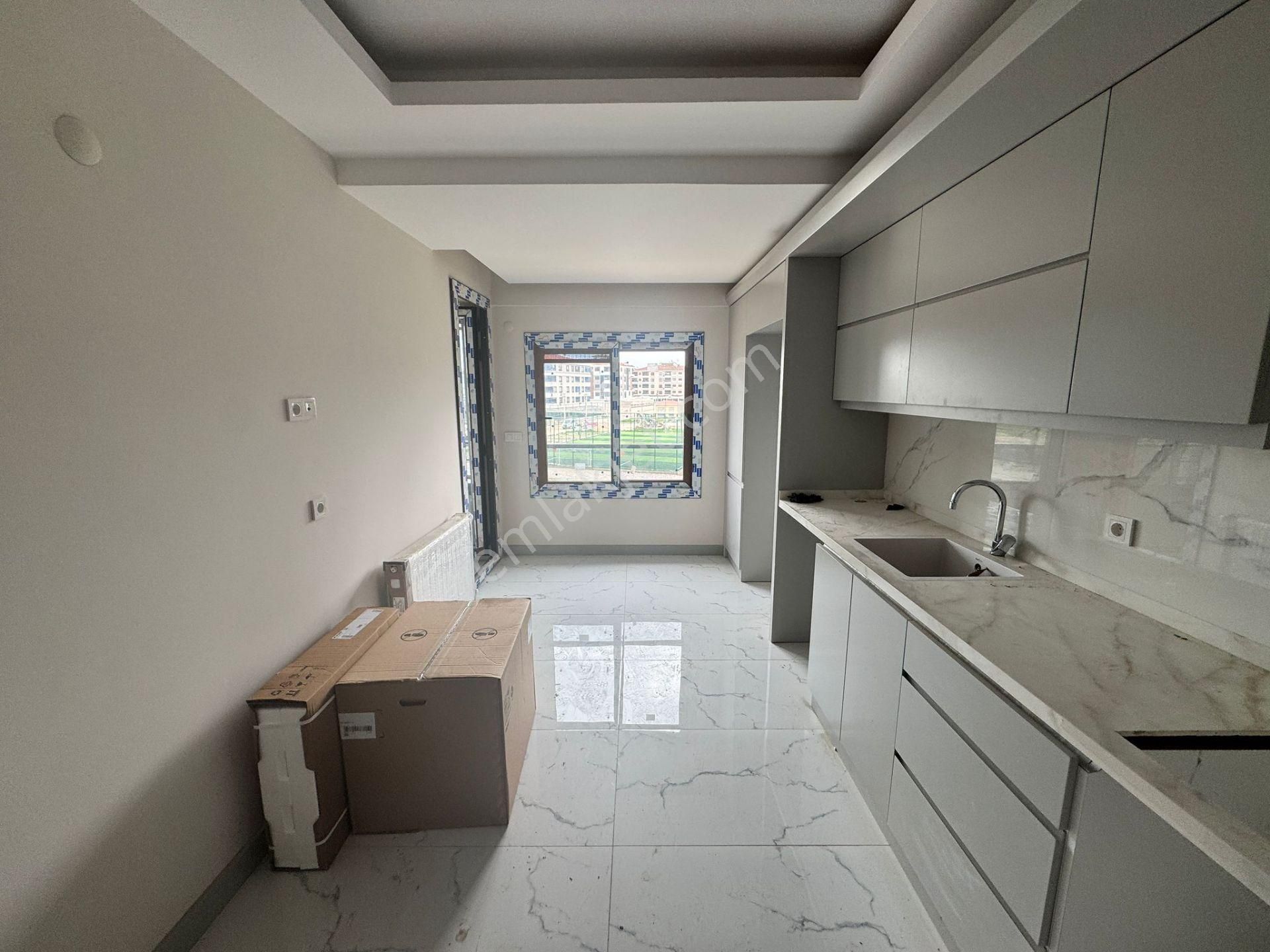 Kaçmazer’den İbni Melek Camii Karşısında Sıfır Kiralık Daireler - Görsel 2