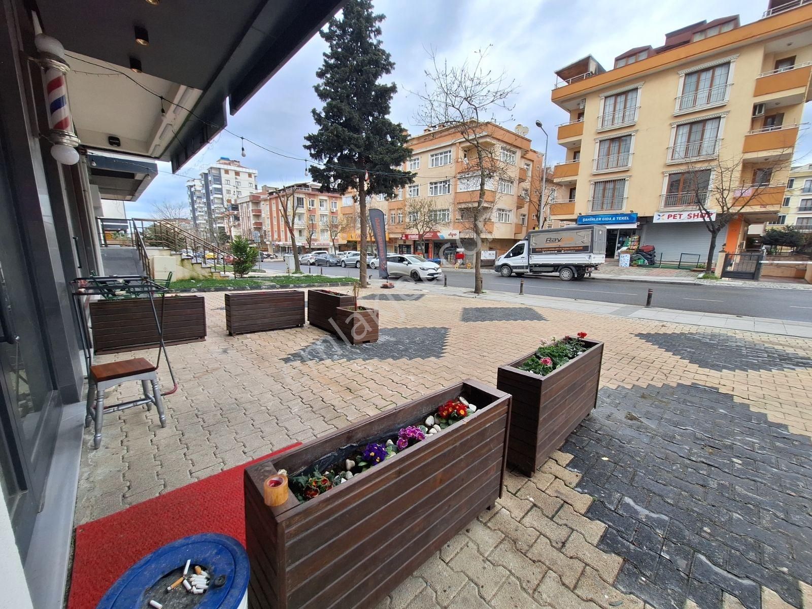 19 Mayıs Caddesi Üzerinde Prestijli Binada Satılık Dükkan - Görsel 6