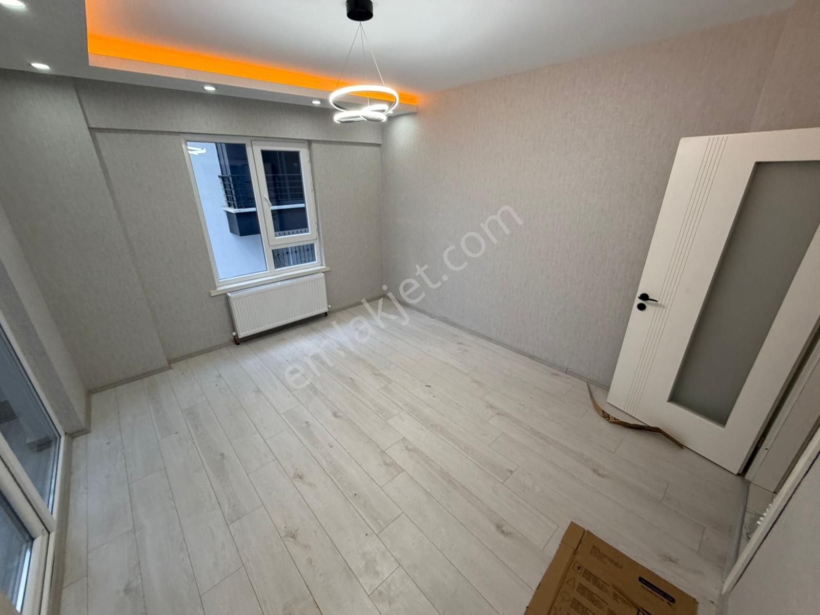 Keçiörendesite Konsepli Cadde Üzerinde Lüks 4+1 Kiralık Daire - Görsel 14