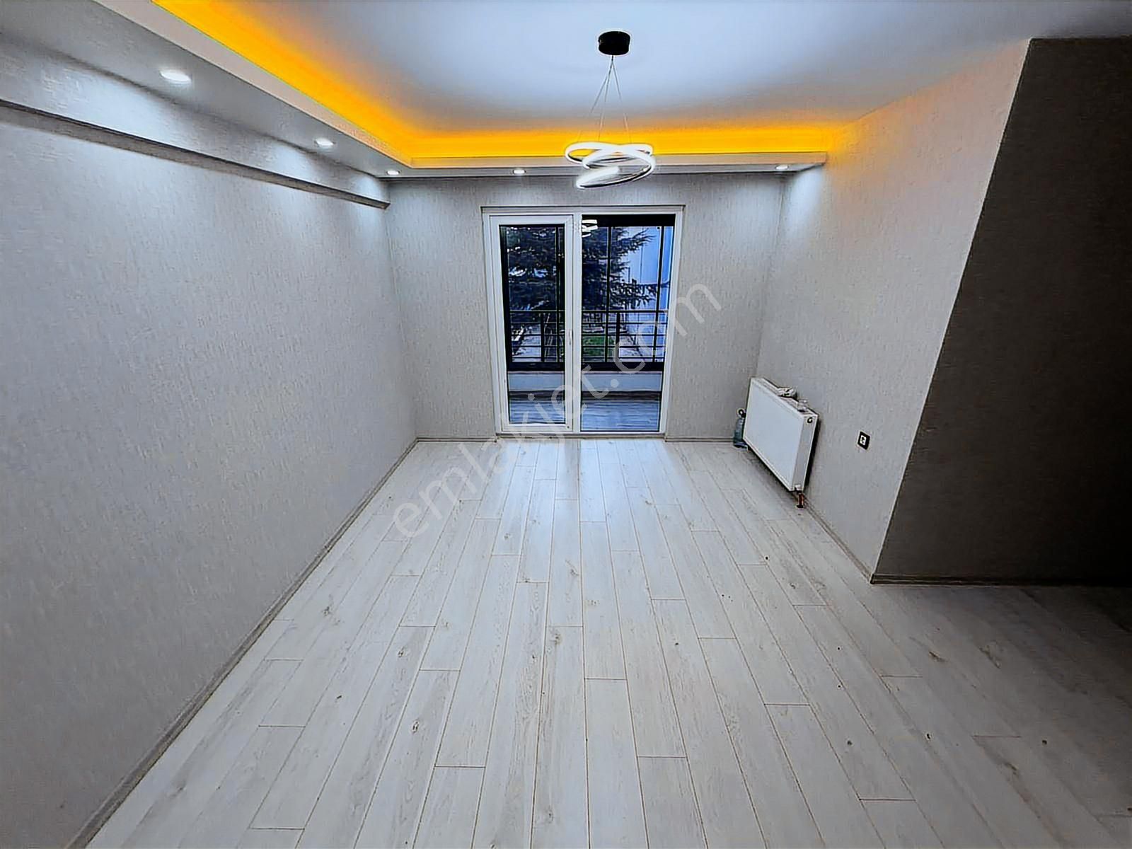 Keçiörendesite Konsepli Cadde Üzerinde Lüks 4+1 Kiralık Daire - Görsel 19