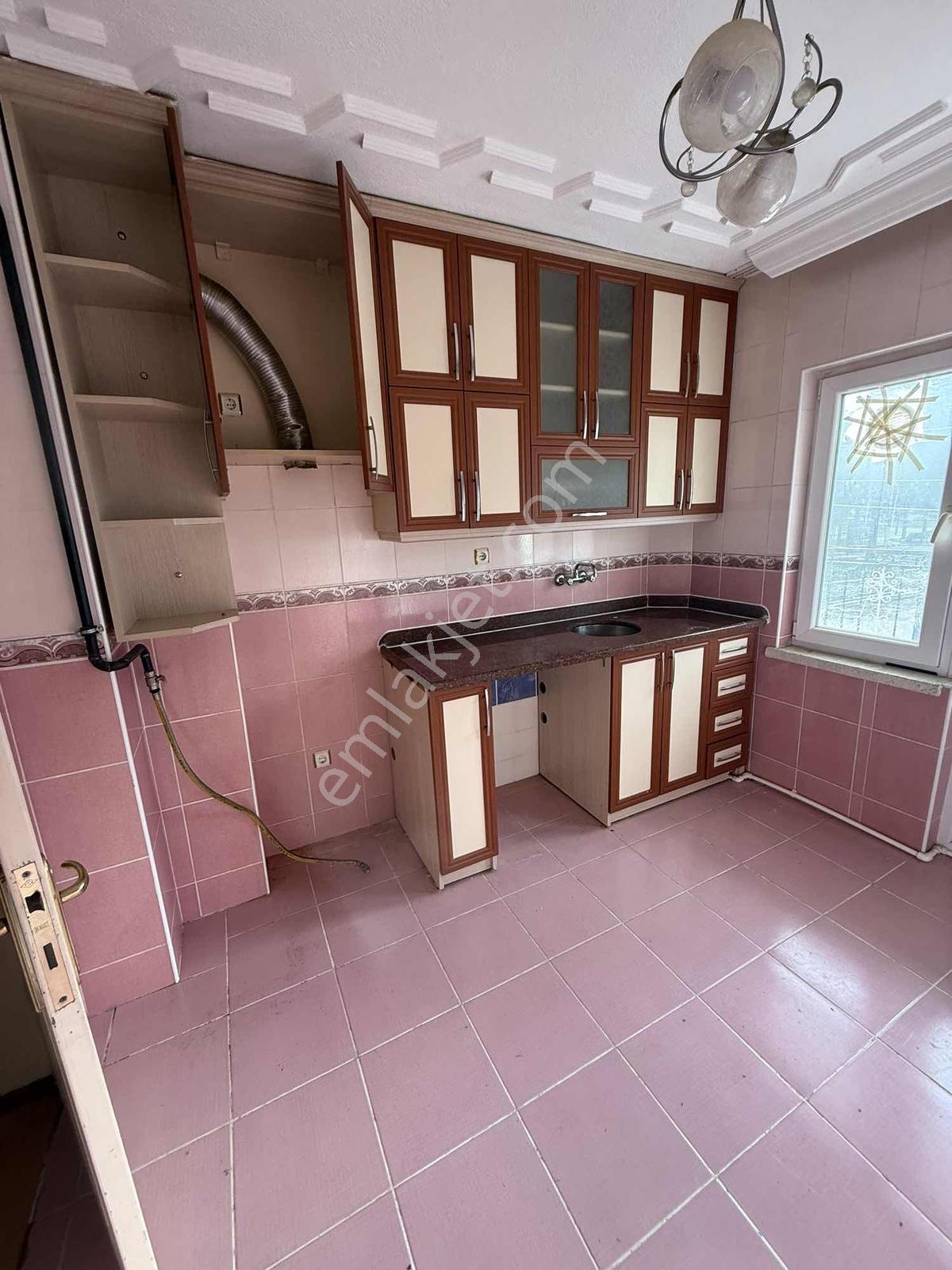 Maraşal Fevzi Çakmak Mahallesin De Kiralık 3+1 Arakat Daire - Görsel 13