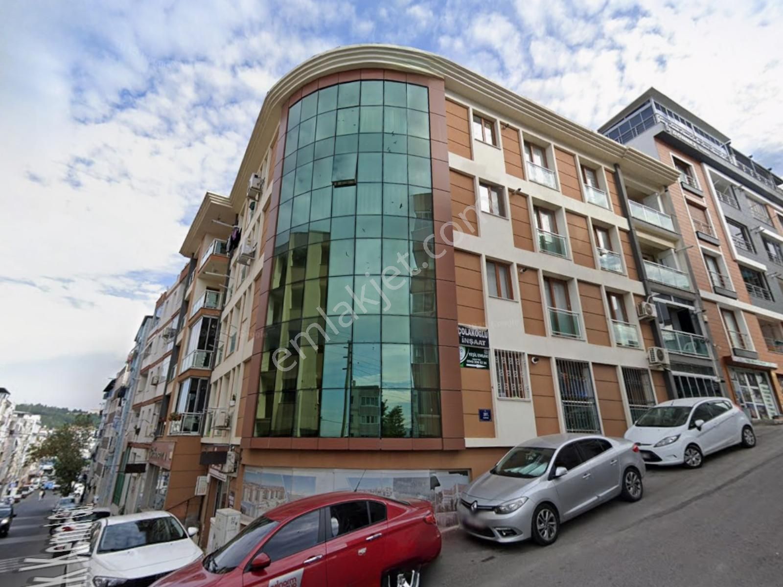 Kurtuluş Mahallesi Merkezi Konumda Satılık 3+1 Geniş Daire - Görsel 2