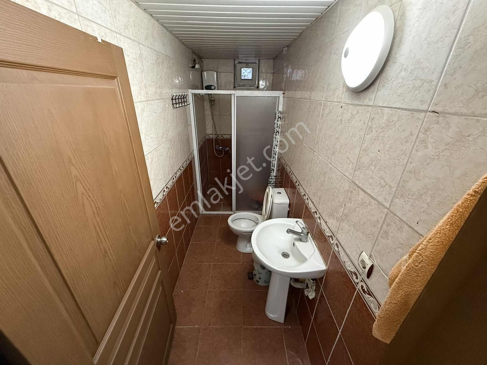 Gündoğdu Tramvaya Çok Yakın Kiralık Bakımlı 1+1 Yüksek Giriş - Görsel 7