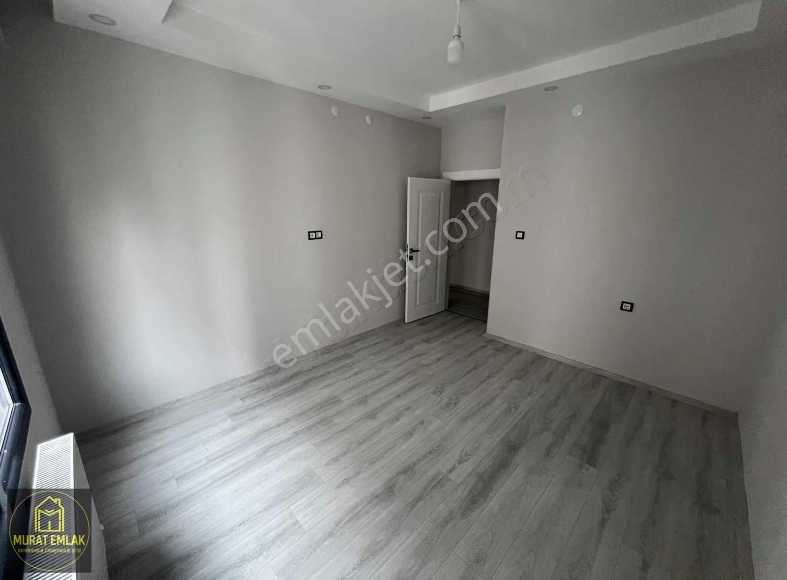 Murat Emlaktan Mardin Eğtvearş Hastanesi Yanı 2+1 Daire Satılık - Görsel 2