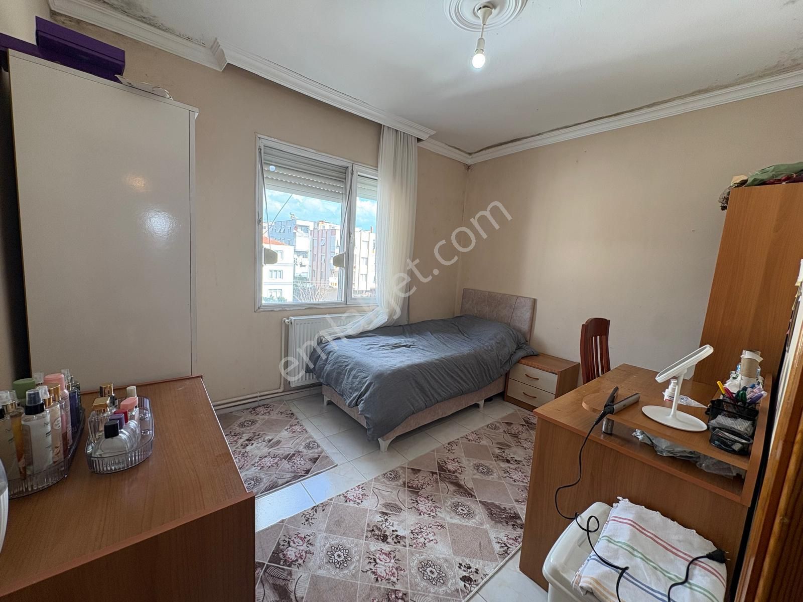 Atatürk Mahallesinde 3+1 Kapalı Mutfak Tam Merkezde Daire