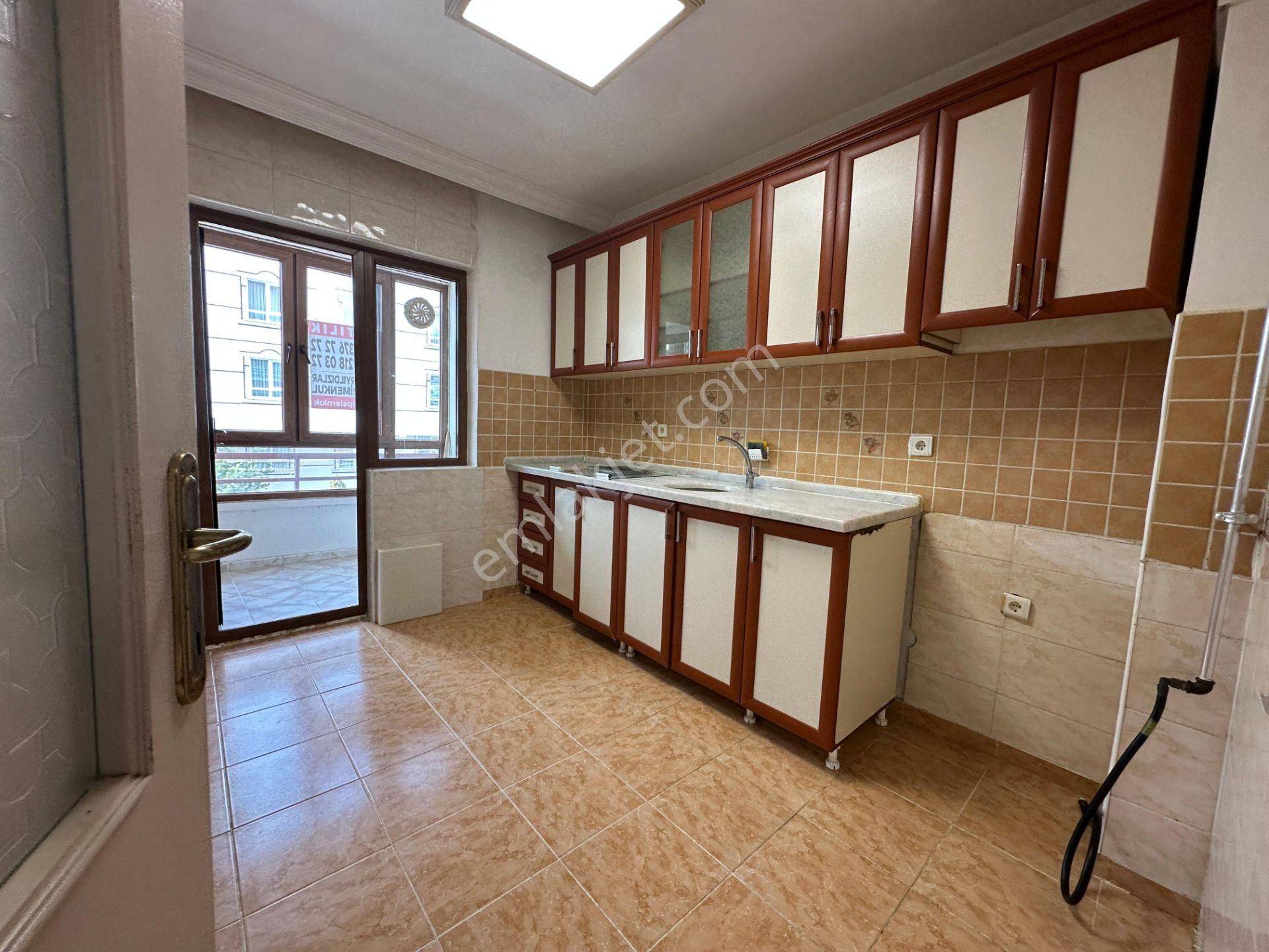 Keçiören'de Ana Cadde Üstü %70 Kredi İmkanı Köşe Daire 3+1 - Görsel 12