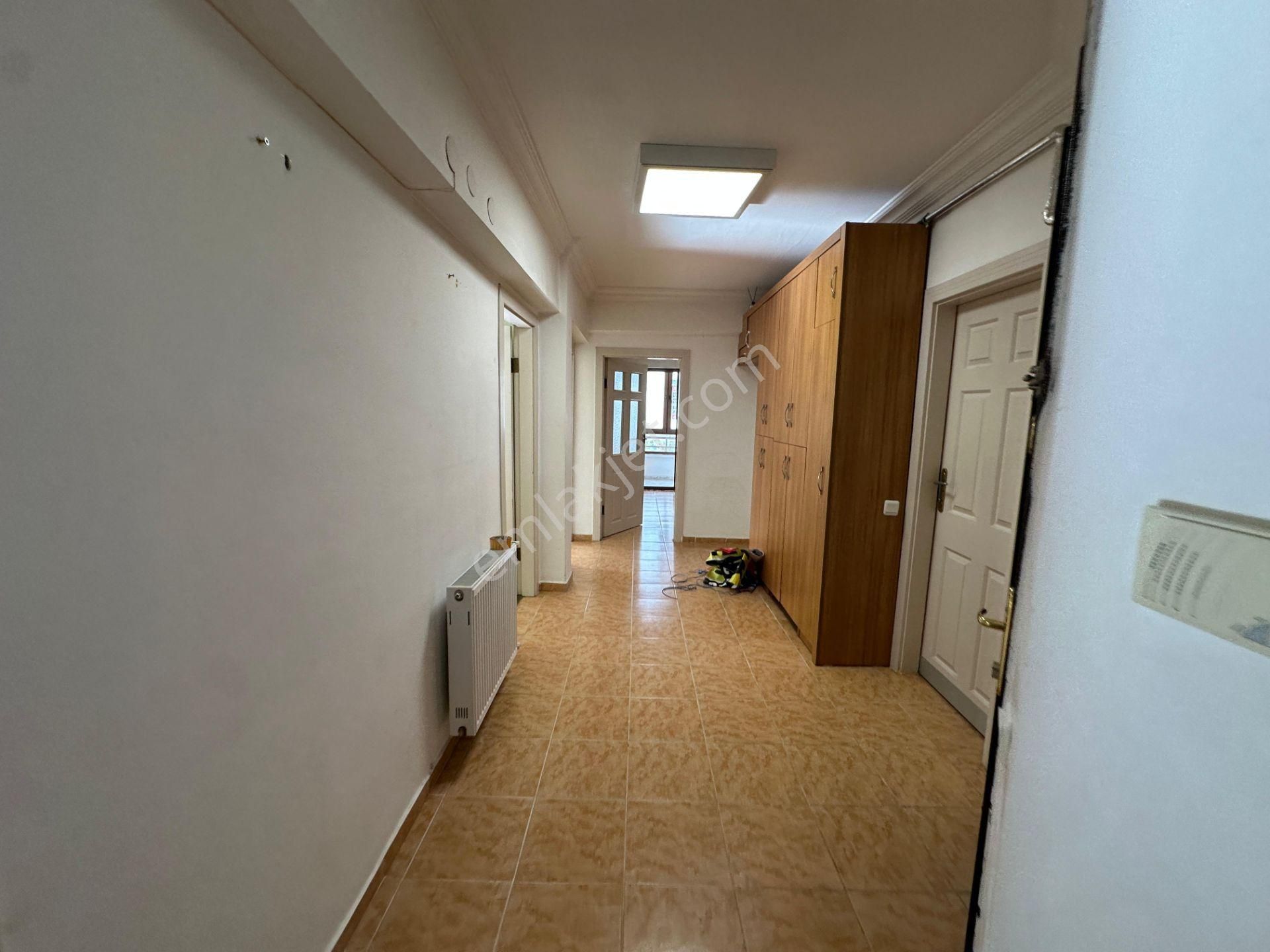 Keçiören'de Ana Cadde Üstü %70 Kredi İmkanı Köşe Daire 3+1 - Görsel 31