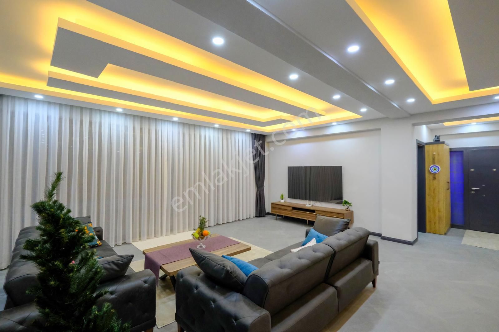 Goldhouse Dan Kiralık Karaçulha Mahallesinde 4+1 Havuzlu Müstakil Villa - Görsel 5