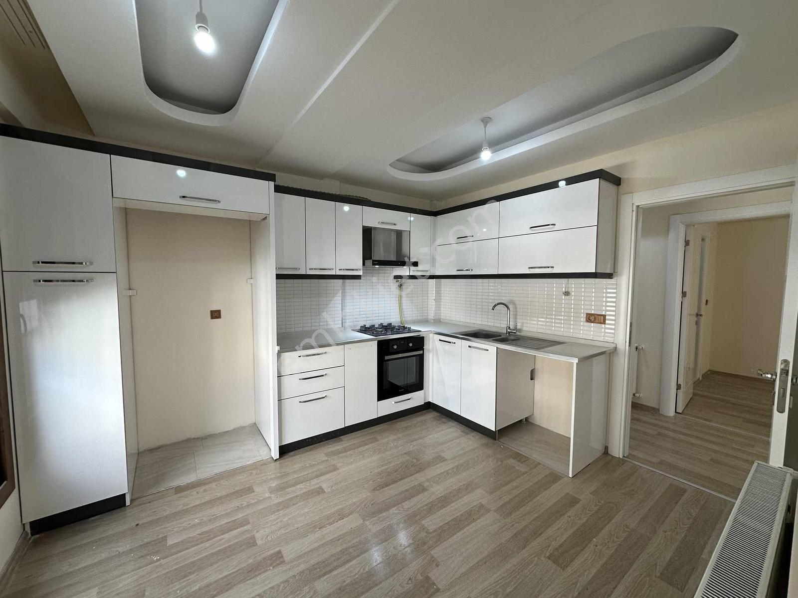 Uygan'dan Ertuğrul Mah. 2+1 105m² Site İçi Bulvar Arkası Arakat - Görsel 2