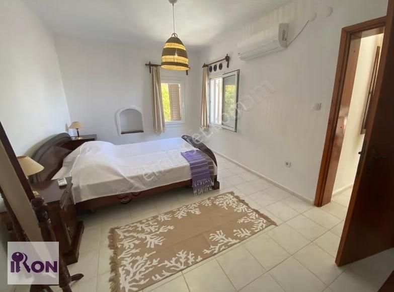 Bodrum Aktur'da 4+2, Deniz Manzaralı, Tertemiz Eşyalı Villa 2026 - Görsel 25