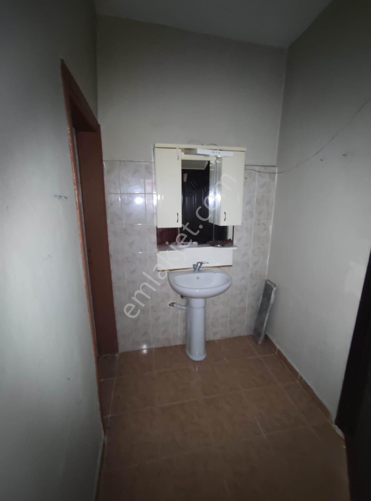 Yılmaztürk Gayrimenkuldan 2+1giriş Katı Bahçeli Kiralık Daire - Görsel 13