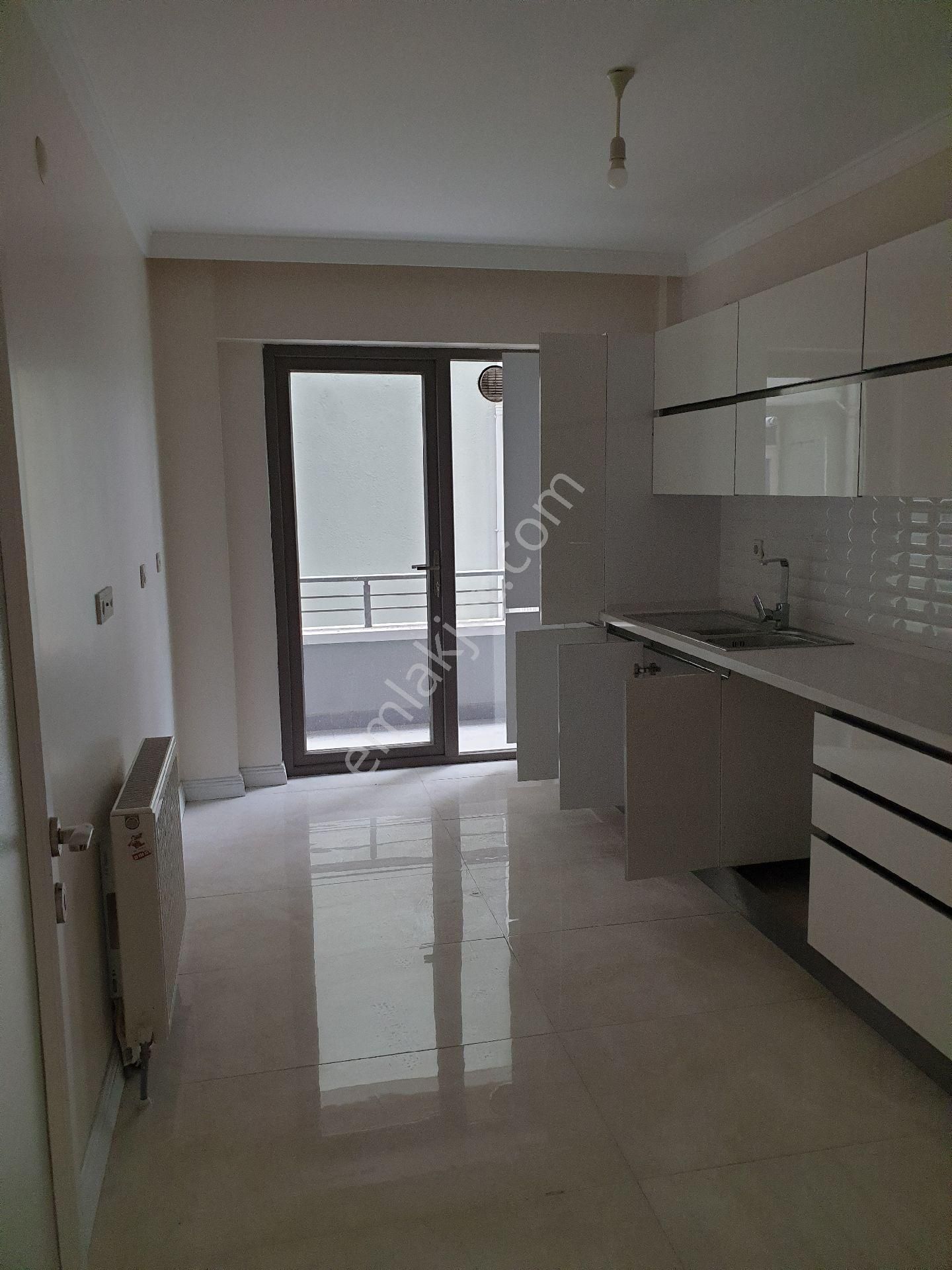 Şehrin Merkezinde Sahibinden Kiralık - Görsel 3