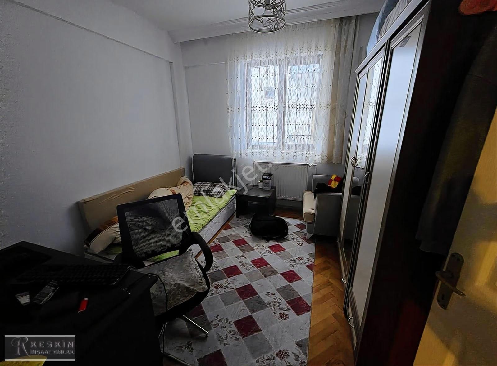 Keçiören Bademlik Mah 2.kat 3+1 Satılık Daire - Görsel 8