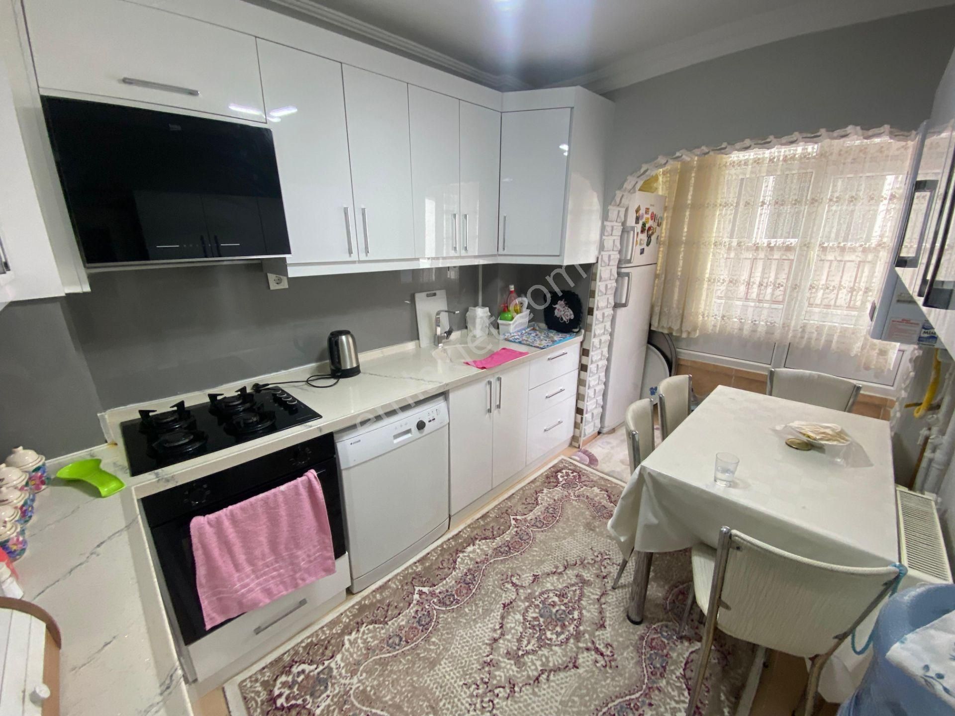 Plvne Mahallesinde 3+1 Katta Yapılı Fırsat Daire