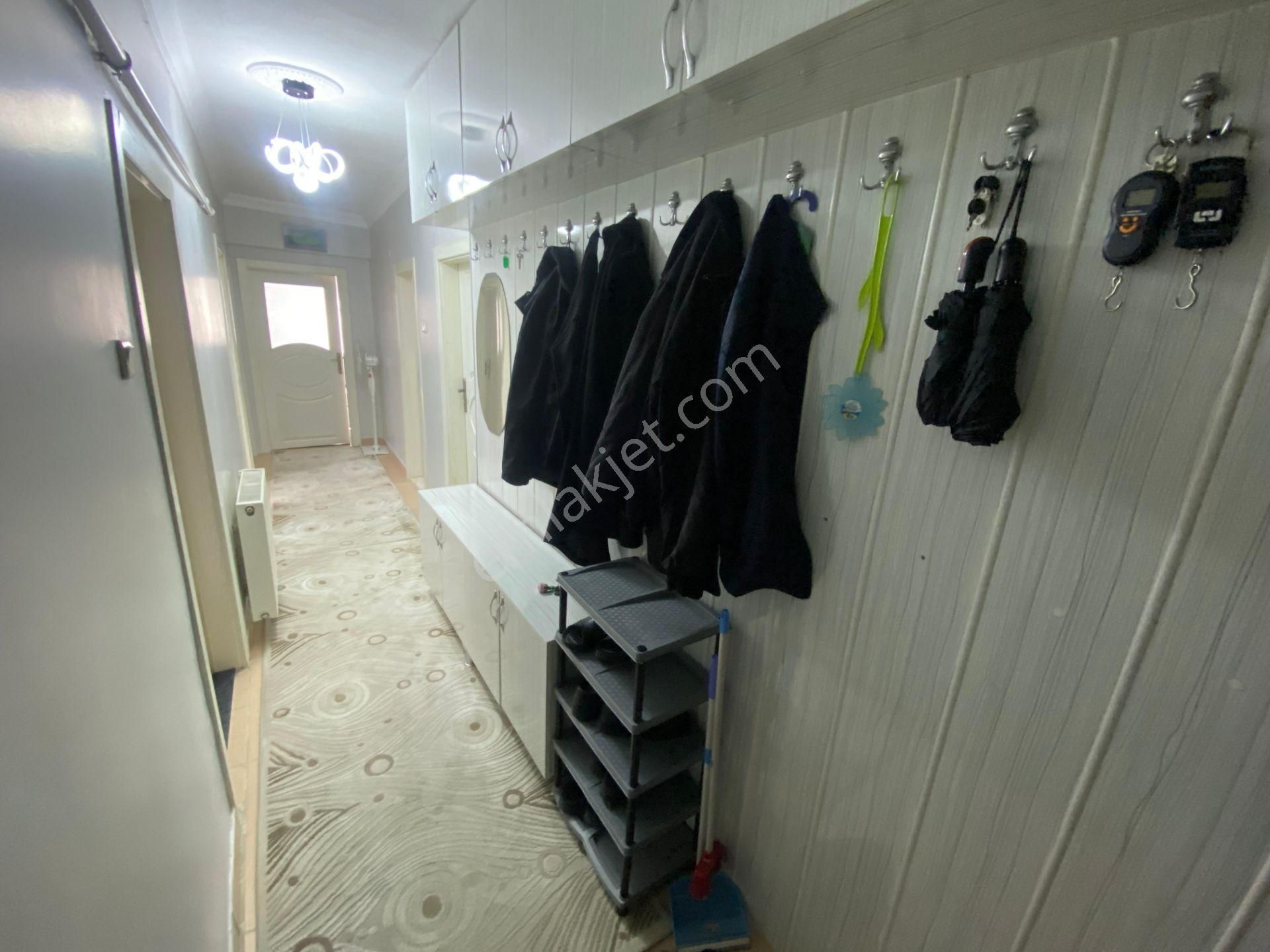 Plvne Mahallesinde 3+1 Katta Yapılı Fırsat Daire - Görsel 24