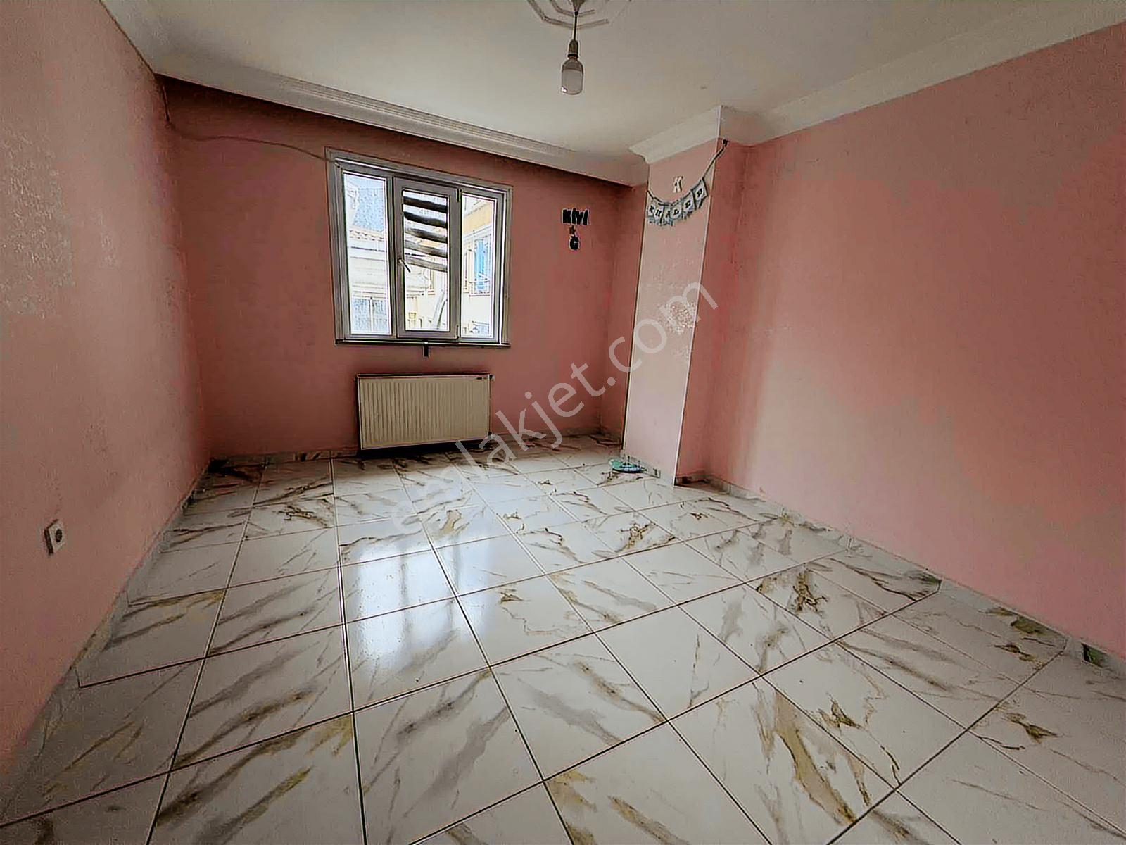 Meydanda Ana Cadde Üzerinde Kiralık 70 M2 Ofis - Görsel 2