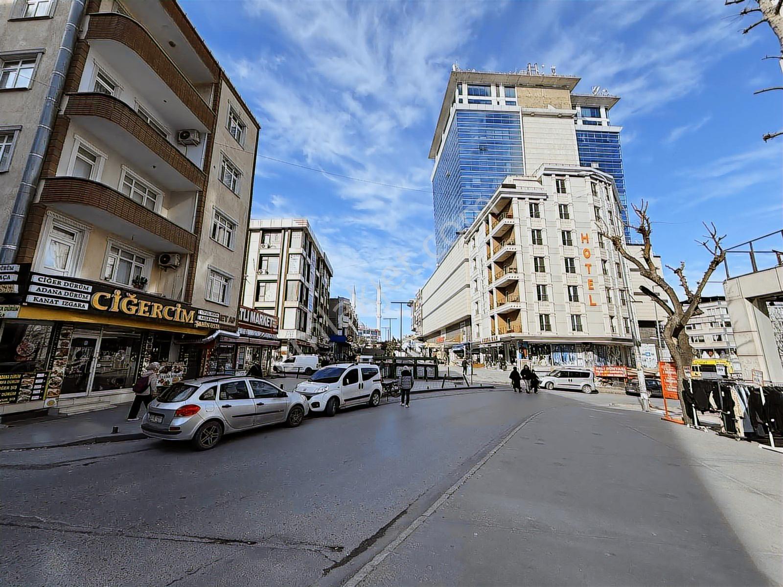 Meydanda Ana Cadde Üzerinde Kiralık 70 M2 Ofis - Görsel 10