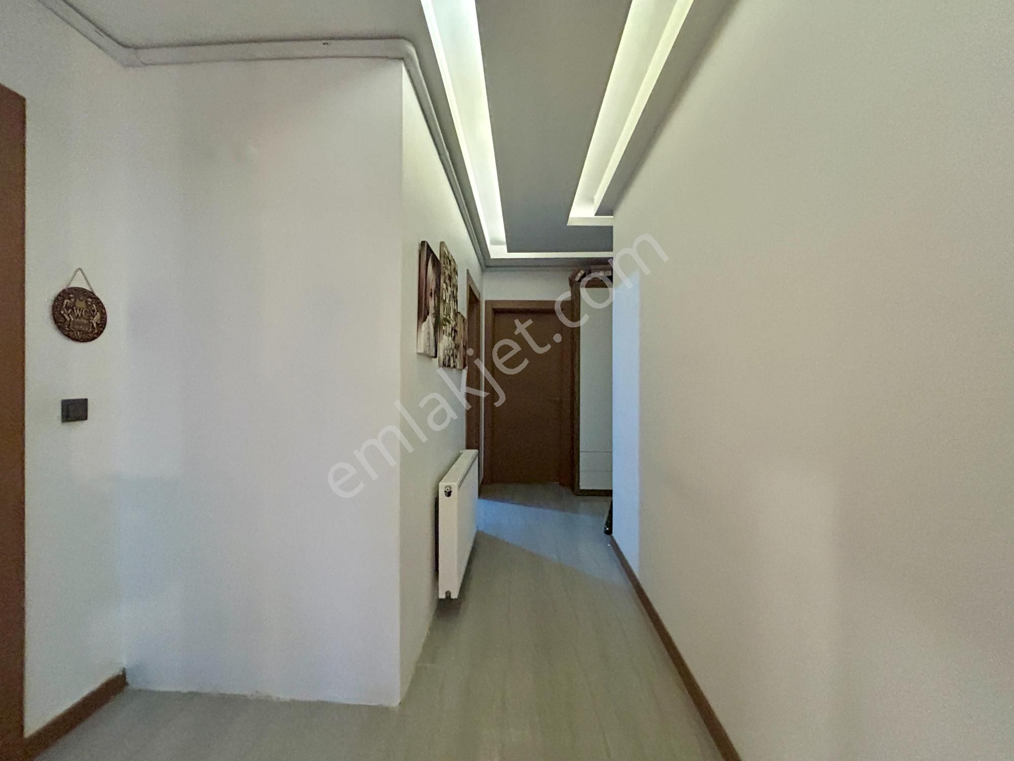 Kuşadası’nda Sitedeki Tek Bahçeli 2. Kat – 175 M² Prestıjlı Yaşam - Görsel 14