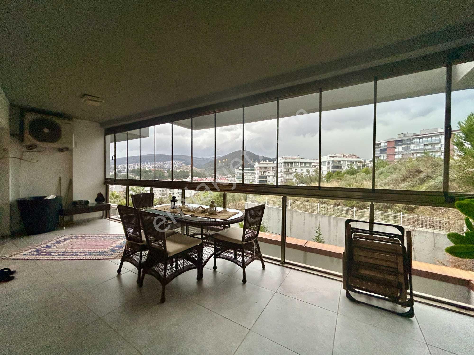 Kuşadası’nda Sitedeki Tek Bahçeli 2. Kat – 175 M² Prestıjlı Yaşam - Görsel 5