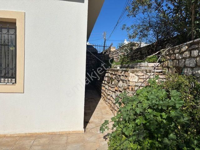 Bodrum Oasis Avm Üzeride Kiralık Bahçe Katı Daire 2+1 - Görsel 3