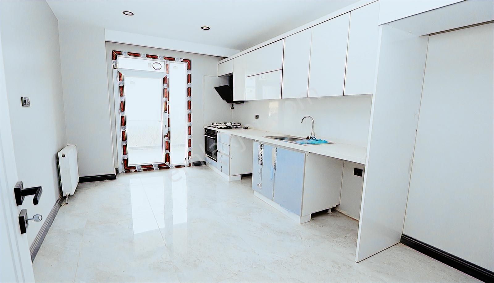 Beylikdüzü Kavaklıda Satılık 3+1 Daire - 2.kat -120 M2 - Görsel 13