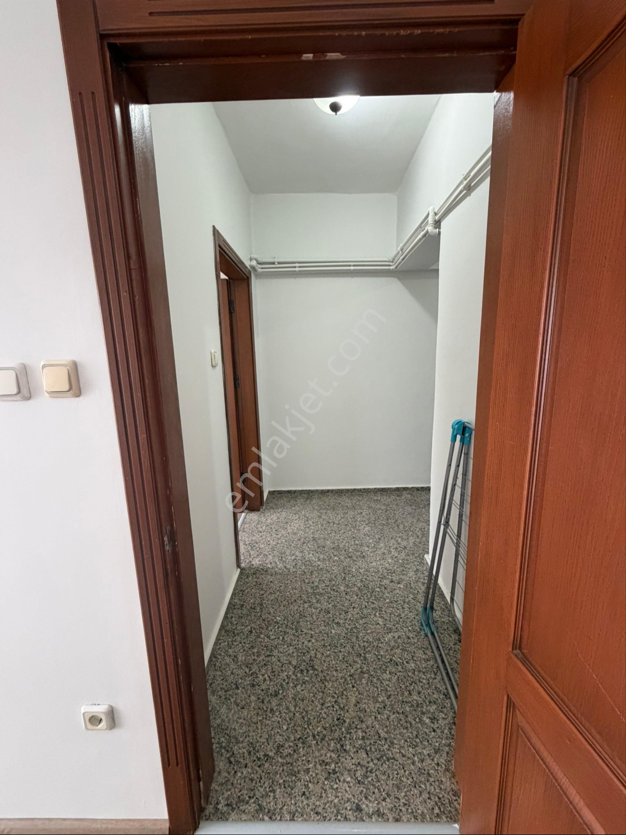 Kadıköyde Çarşıya 2 Dakika Uzaklıkta İçi Temiz Daire - Görsel 21