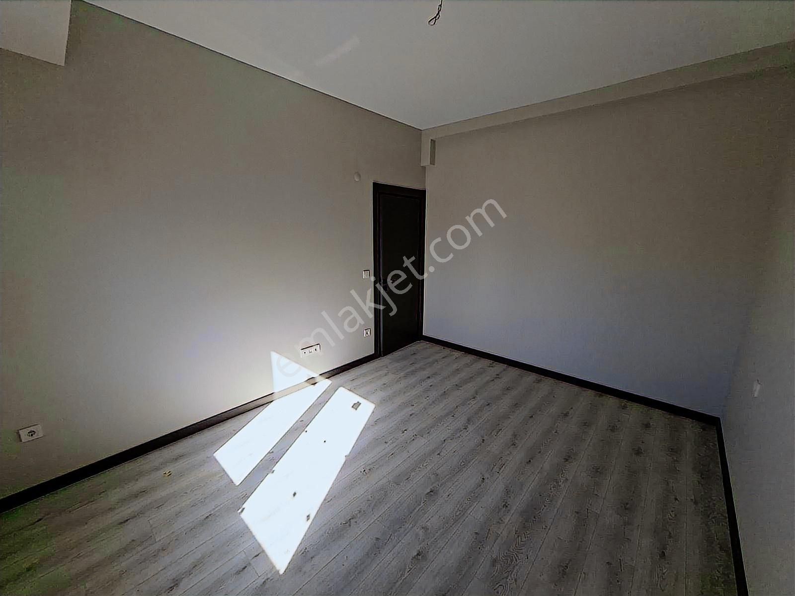 Ümraniye Şerifali'de Kiralık 3+1 Sıfır Daire - Görsel 2