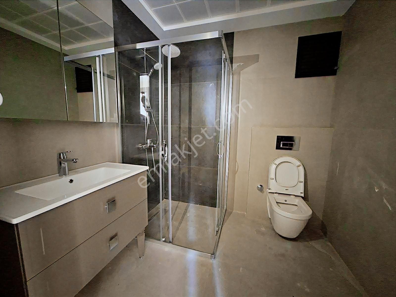 Ümraniye Şerifali'de Kiralık 3+1 Sıfır Daire - Görsel 17