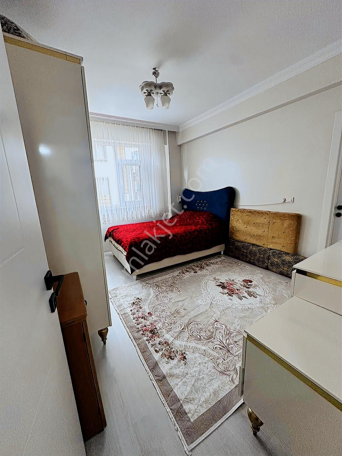 Acilll Satılık Alpaslanda 4+1 Ebeveyn Banyolu Kilerli Daire - Görsel 5