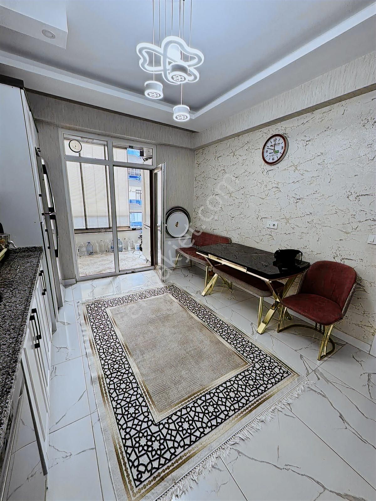 Acilll Satılık Alpaslanda 4+1 Ebeveyn Banyolu Kilerli Daire - Görsel 23