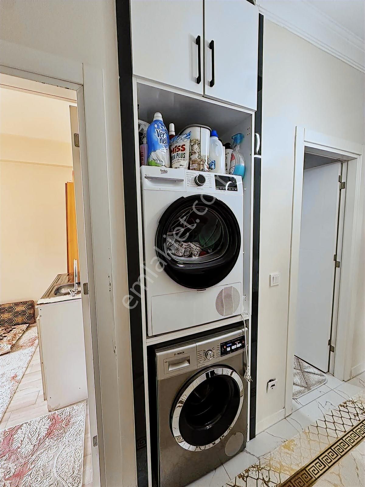 Acilll Satılık Alpaslanda 4+1 Ebeveyn Banyolu Kilerli Daire - Görsel 14