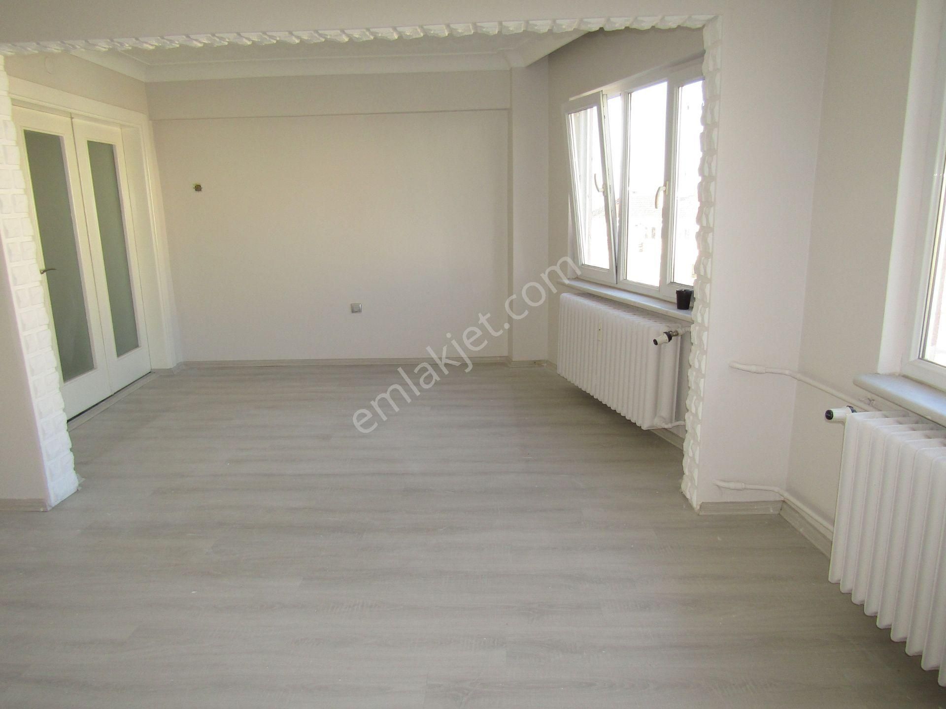 Yıldırımumurbey Çimencd 2+1 120m2 5.kat(içi Yapılı,ankastre Mutfaklı) Kiralık Daire - Görsel 5