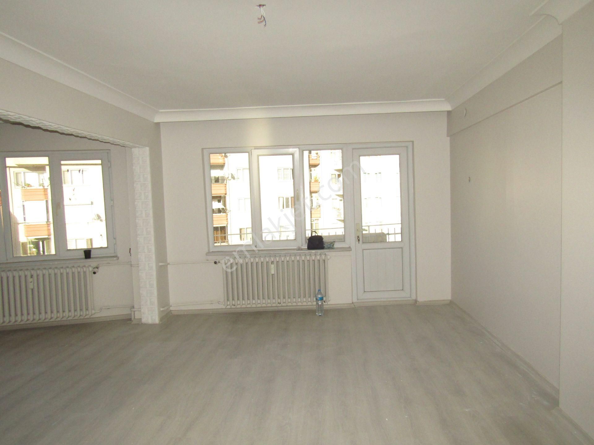 Yıldırımumurbey Çimencd 2+1 120m2 5.kat(içi Yapılı,ankastre Mutfaklı) Kiralık Daire - Görsel 4